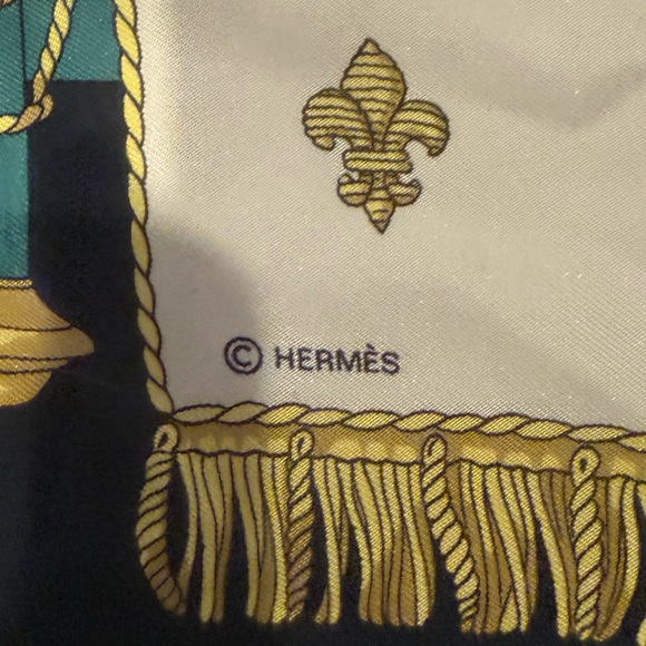 HERMES “VUE DU CARROSSE DE LA GALERE LA REALE” SILK SCARF WITH COA - Picture 14 of 16